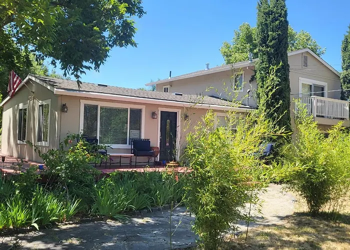 Sonoma Wine Country Bungalow