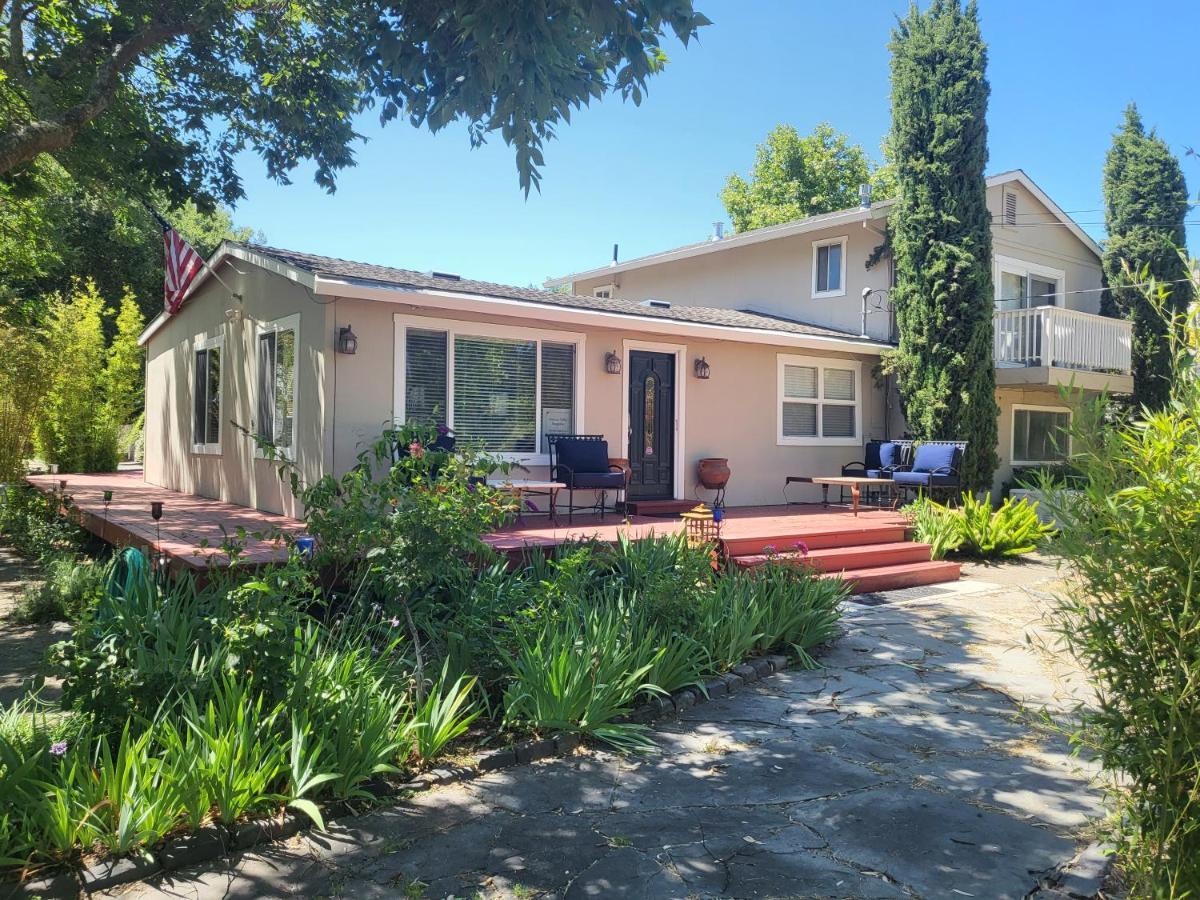 Wine Country Holiday home *